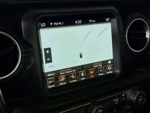 Used 2021 Jeep Wrangler Unlimited Sahara AWD/4WD image 14