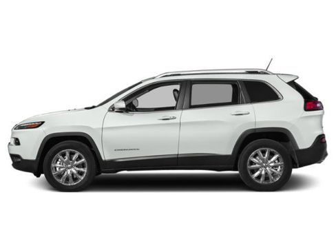 Used 2015 Jeep Cherokee Limited w/ Luxury Group image 4