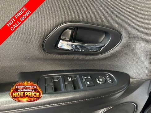Used 2019 Honda HR-V Sport image 12