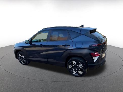 Used 2025 Hyundai Kona SEL image 10