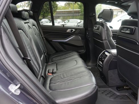 Used 2020 BMW X5 xDrive50i w/ Executive Package image 21