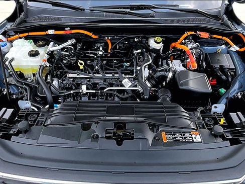 Certified 2023 Ford Escape SE image 32