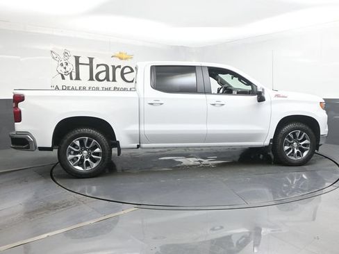 New 2026 Chevrolet Silverado 1500 LT w/ Z71 Off-Road Package AWD/4WD image 15