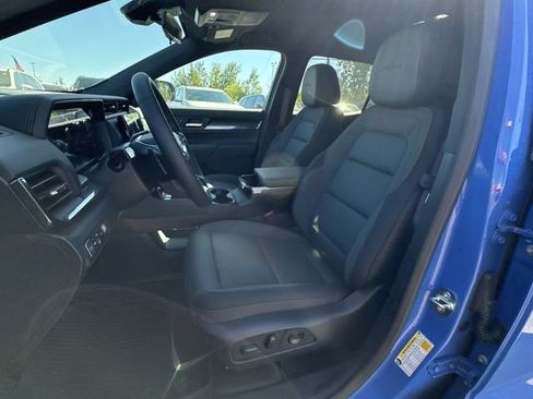 New 2026 GMC Terrain AT4 w/ LPO, Floor Liner Package image 19