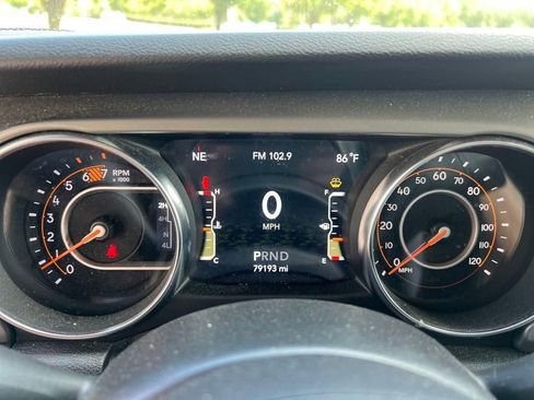 Used 2021 Jeep Wrangler Unlimited Sport image 12