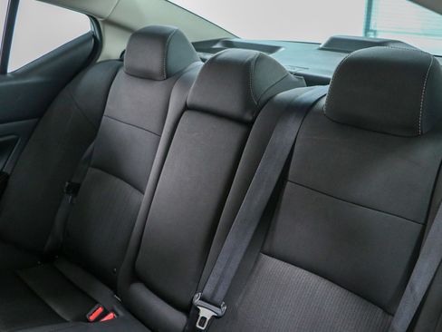 Used 2025 Nissan Altima 2.5 SV FWD image 24