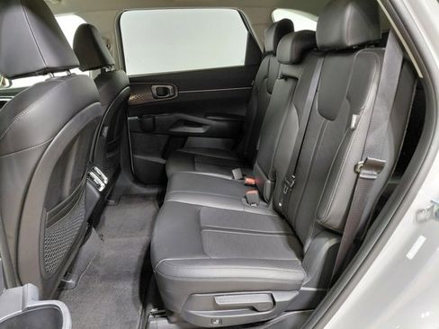 Used 2026 Kia Sorento EX image 44