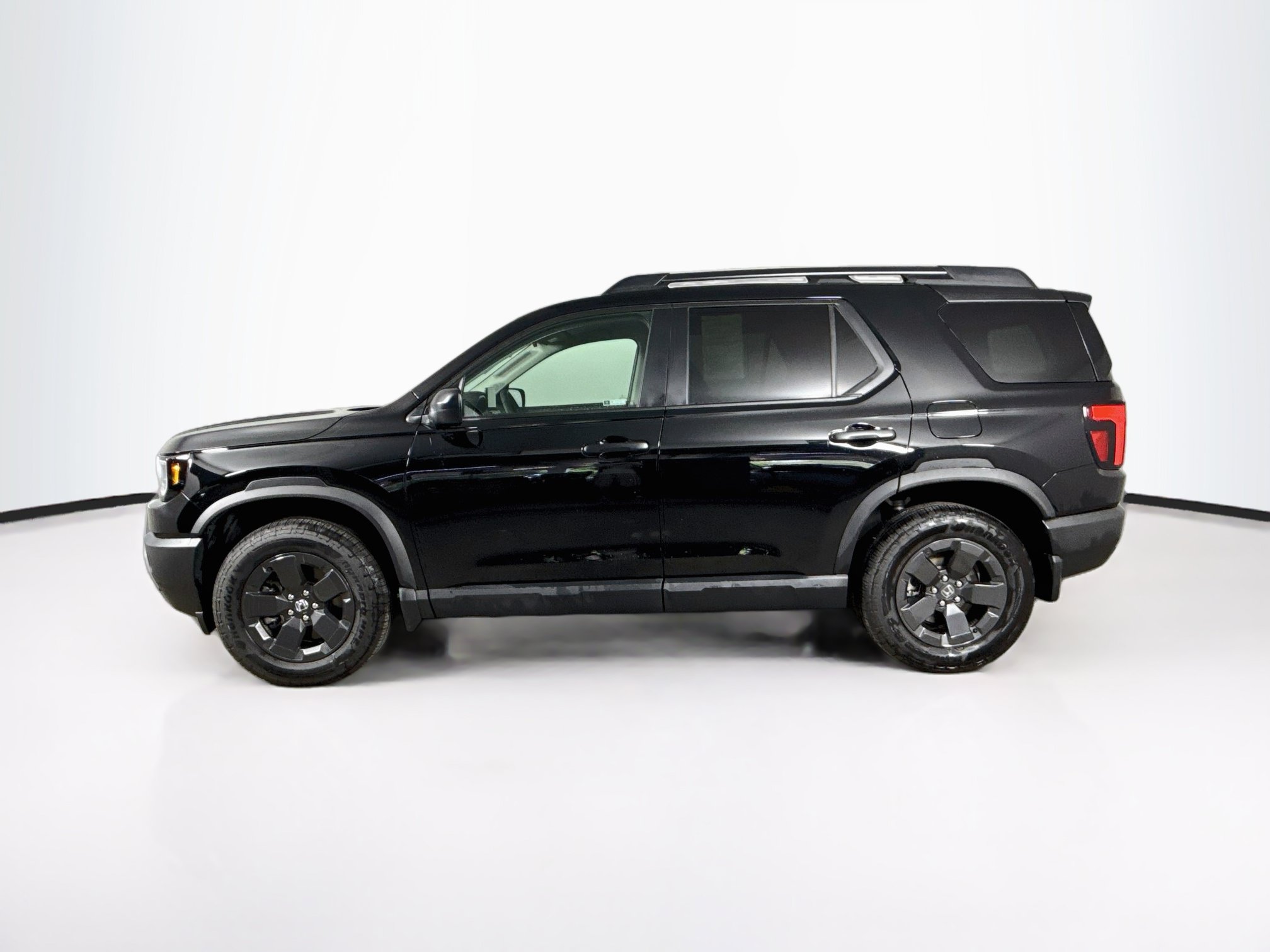 Certified 2026 Honda Passport RTL image 7