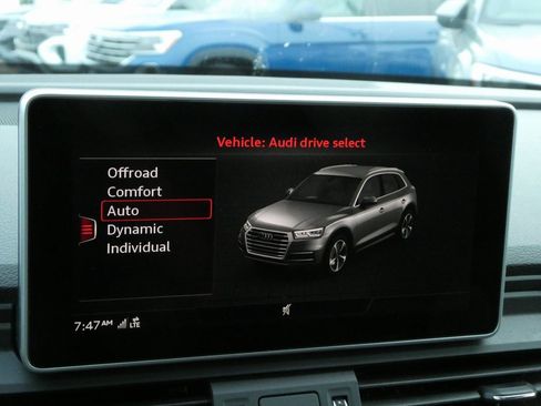 Used 2018 Audi Q5 2.0T Premium Plus w/ Premium Plus Package image 41