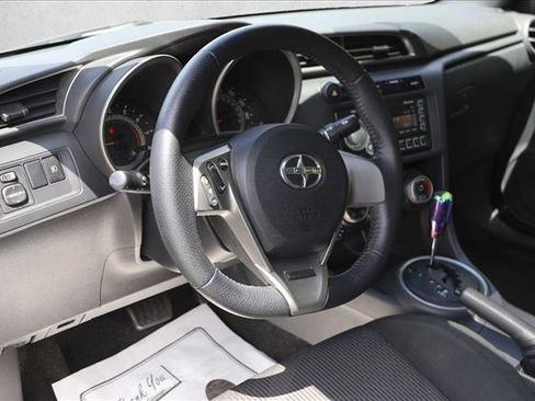 Used 2011 Scion tC FWD image 10