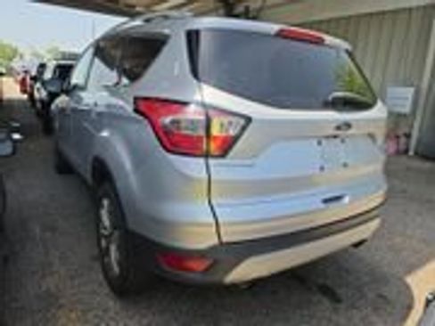 Used 2018 Ford Escape Titanium w/ Ford Safe & Smart Package AWD/4WD image 2