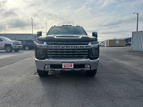 Used 2020 Chevrolet Silverado 3500 LTZ w/ LTZ Premium Package AWD/4WD image 9