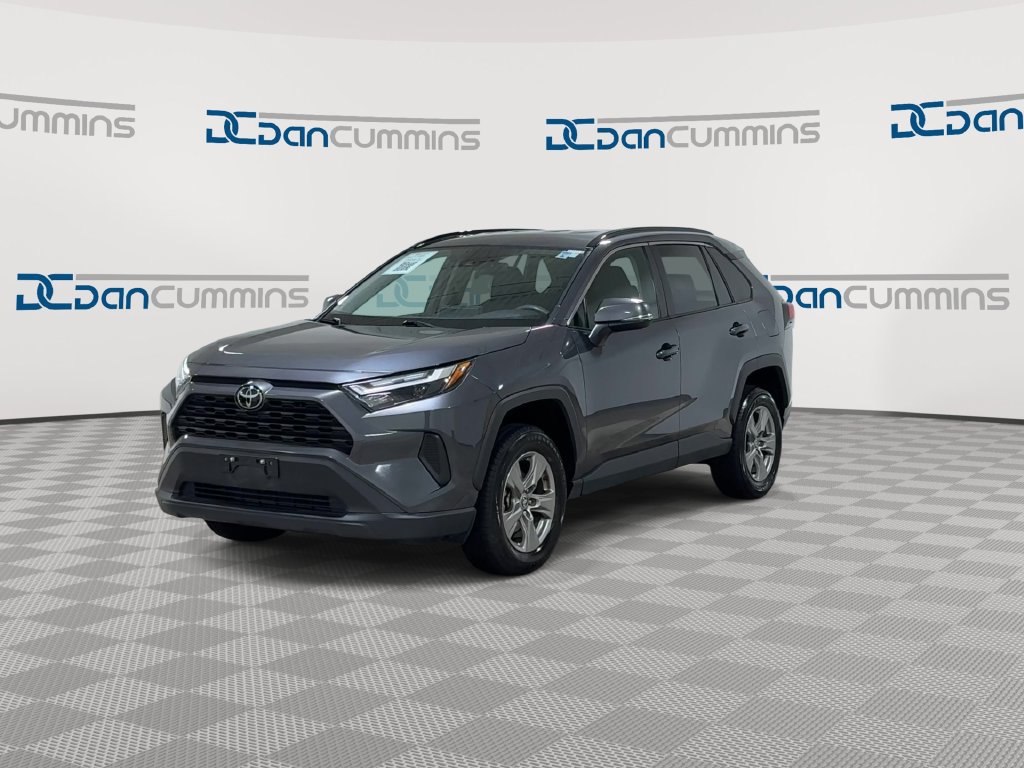 Used 2025 Toyota RAV4 XLE FWD image 5