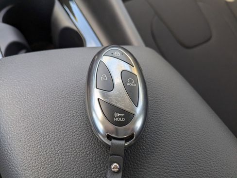 Certified 2025 Hyundai Elantra SEL image 27