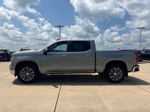 Used 2024 Chevrolet Silverado 1500 LT AWD/4WD image 6