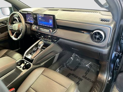 Used 2024 Chevrolet Colorado Z71 w/ Z71 Convenience Package 2 AWD/4WD image 29