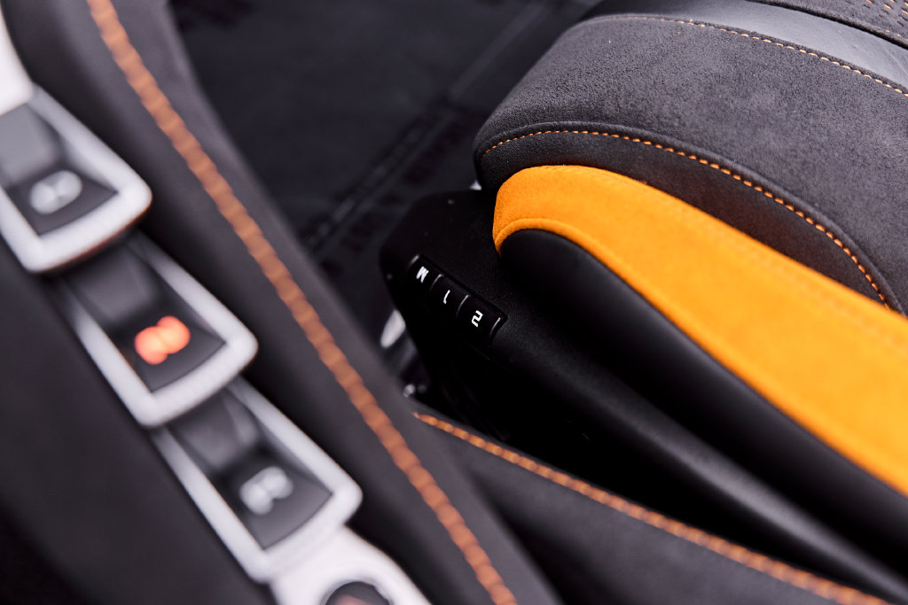 Used 2025 McLaren 750S Spider RWD image 56