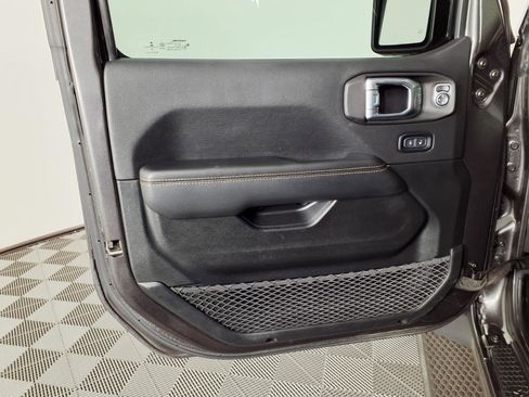 Used 2021 Jeep Wrangler Unlimited Sahara AWD/4WD image 16