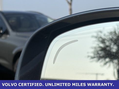Certified 2025 Volvo XC90 B6 Plus image 12