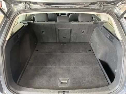 Used 2016 Volkswagen Golf S FWD image 48