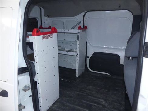 Used 2013 Ford Transit Connect XL FWD image 19