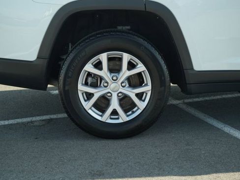 Used 2022 Jeep Grand Cherokee L Limited AWD/4WD image 46