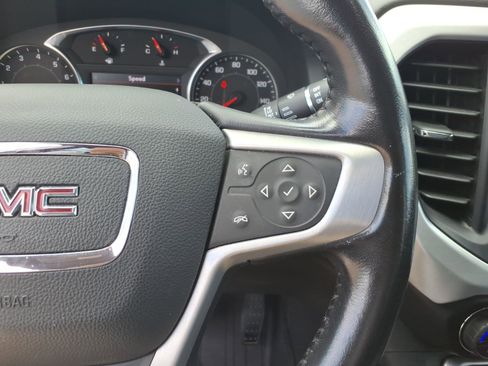 Used 2020 GMC Acadia SLT w/ LPO, Floor Liner Package AWD/4WD image 11