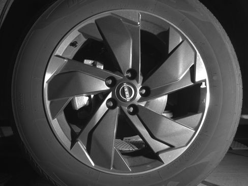 Used 2025 Nissan Rogue SV AWD/4WD image 12