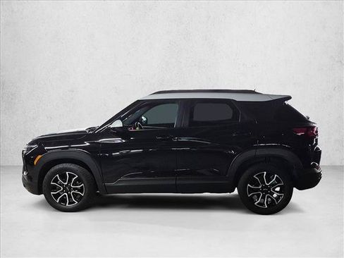 Used 2024 Chevrolet TrailBlazer ACTIV w/ Driver Confidence Package FWD image 8