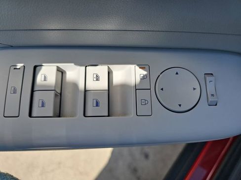 Used 2025 Hyundai Kona SEL FWD image 27