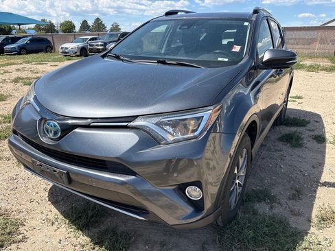 Used 2017 Toyota RAV4 XLE w/ Convenience Package AWD/4WD image 1