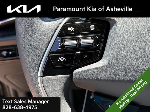 New 2026 Kia Niro LX FWD image 25