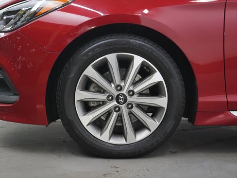 Used 2017 Hyundai Sonata Limited w/ Tech Package 03 FWD image 28