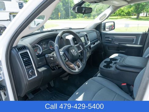 Used 2023 RAM 1500 Classic SLT AWD/4WD image 18