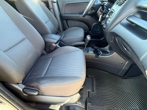 Used 2009 Kia Sportage LX image 10