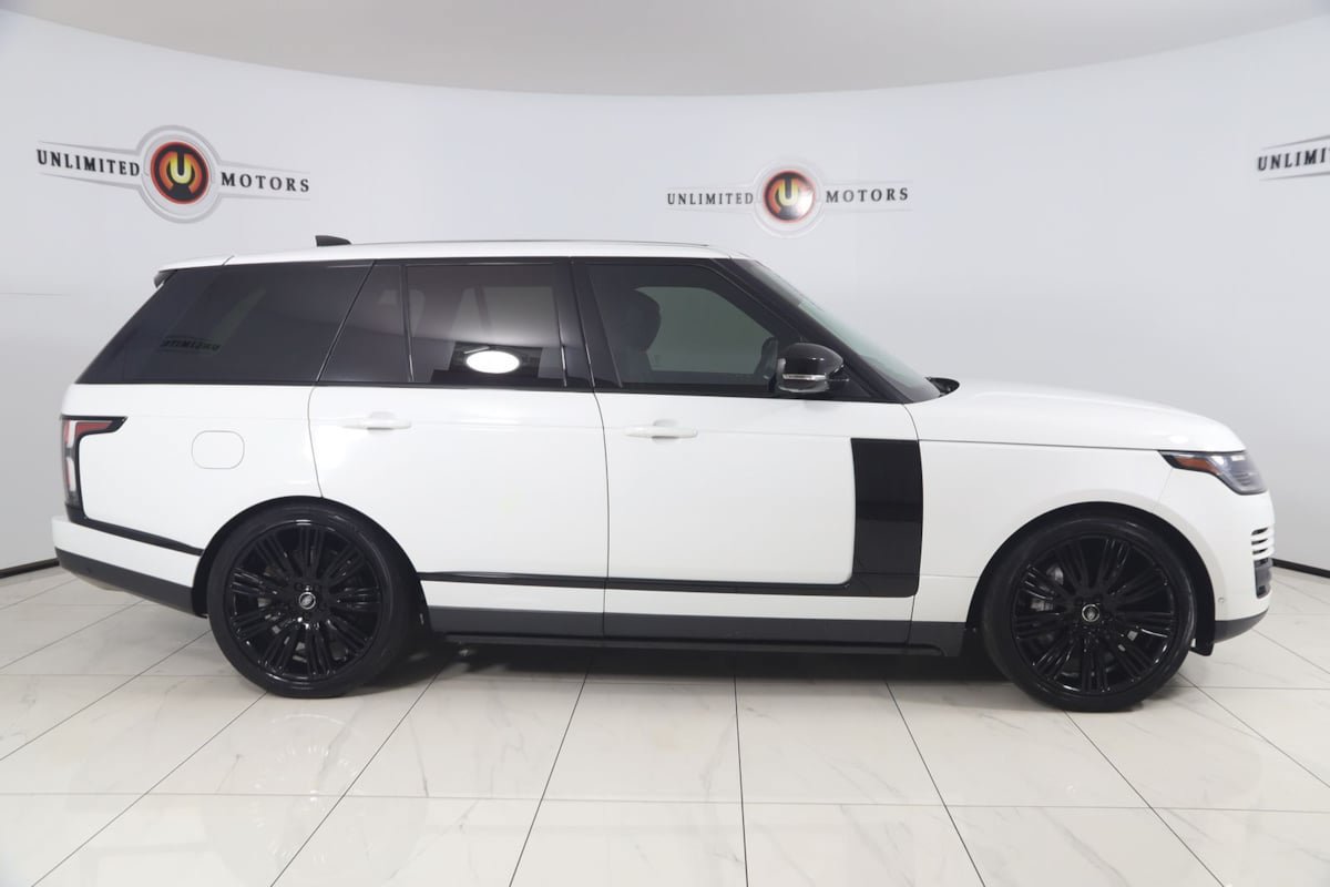Used 2018 Land Rover Range Rover Supercharged AWD/4WD image 2