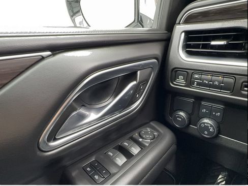 Used 2024 Chevrolet Tahoe LT RWD image 48