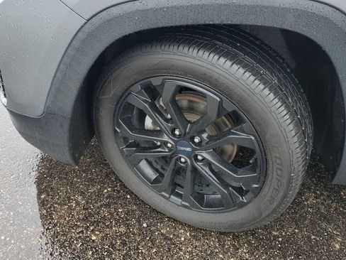 Used 2019 GMC Terrain SLE w/ Driver Convenience Package AWD/4WD image 5