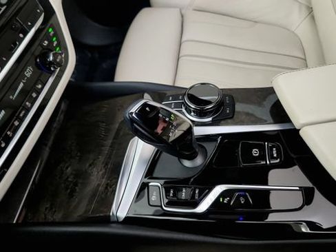 Used 2021 BMW 540i w/ Executive Package RWD image 64