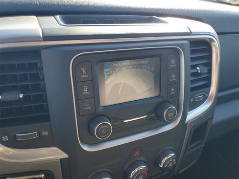 Used 2024 RAM 1500 Classic SLT image 20