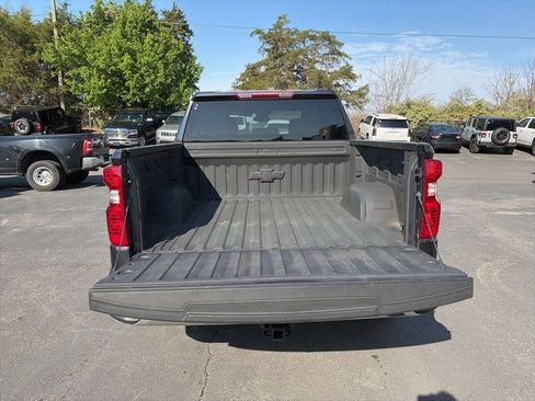 Used 2023 Chevrolet Silverado 1500 LT w/ Protection Package image 10