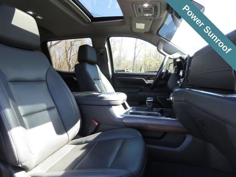 Used 2022 GMC Sierra 1500 SLT w/ SLT Premium Plus Package AWD/4WD image 13