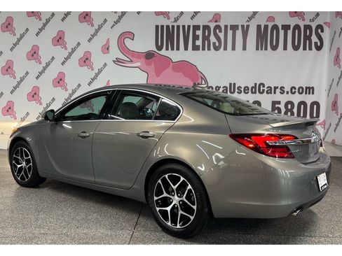 Used 2017 Buick Regal Sport Touring image 13