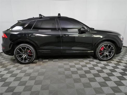 Used 2023 Audi Q8 Premium Plus w/ Premium Plus Package AWD/4WD image 2