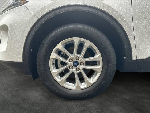 Used 2022 Ford Escape SE AWD/4WD image 5