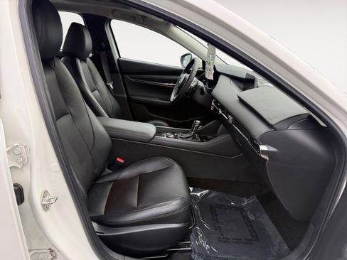 Used 2021 MAZDA MAZDA3 s image 19