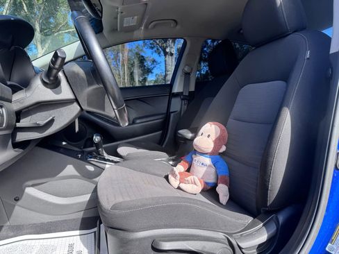 Used 2017 Kia Forte S image 16