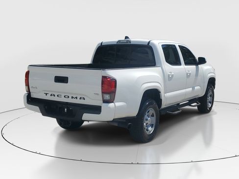 Certified 2023 Toyota Tacoma SR AWD/4WD image 3