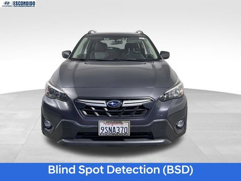 Used 2021 Subaru Crosstrek 2.0i Premium w/ Moonroof Package AWD/4WD image 8