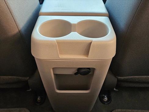 Used 2010 Ford Escape XLS image 16